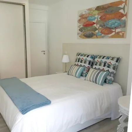 2 Bedrooms At 500 M Away From The With Sea View And Wifi Nazaré