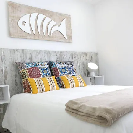 Apartament 2 Bedrooms At 500 M Away From The With Sea View And Wifi *