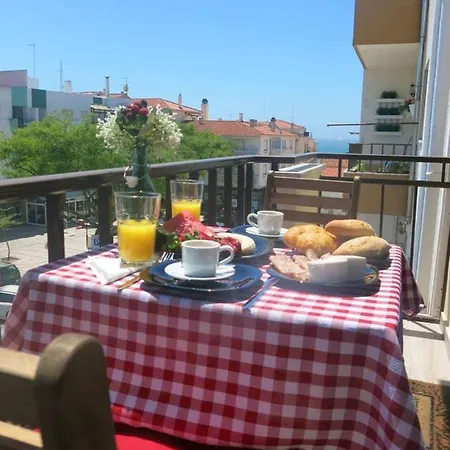 2 Bedrooms At 500 M Away From The With Sea View And Wifi Apartament Nazaré